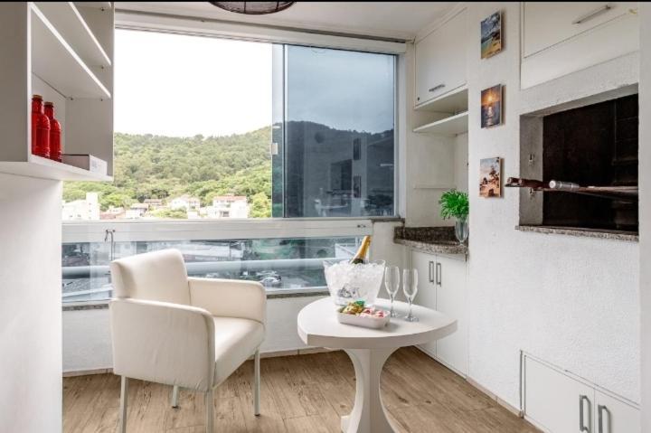 Jurere Summer - Vista Do Mar - Proximo Vila Gastronomica Florianópolis الغرفة الصورة